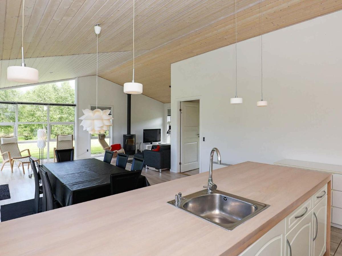 8 Person Holiday Home In Hals Exterior foto
