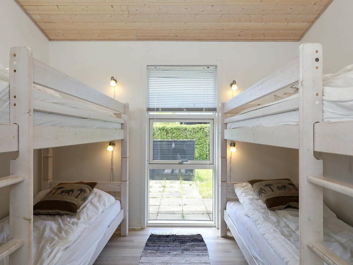 8 Person Holiday Home In Hals Exterior foto